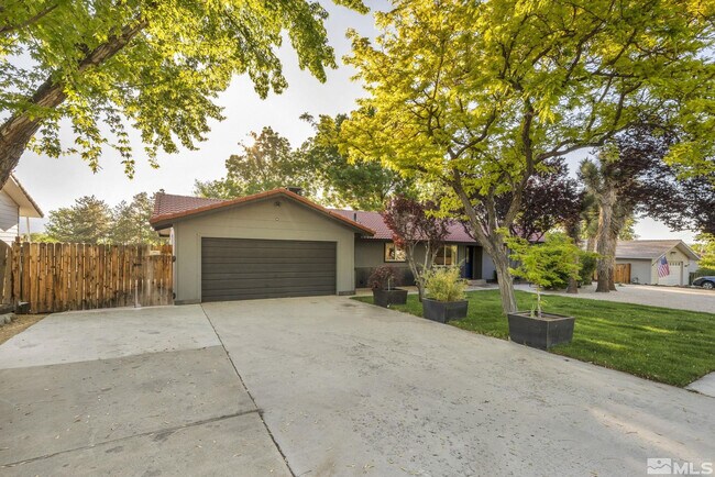 Photo - 2655 Parkway Dr