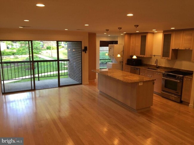 11248 Chestnut Grove Square Unit 151