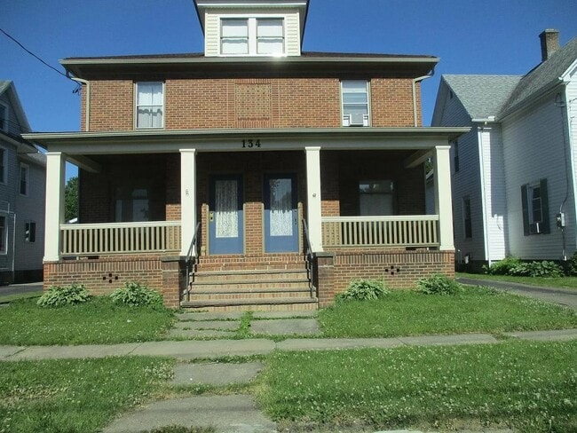 Photo - 134 N 10th St