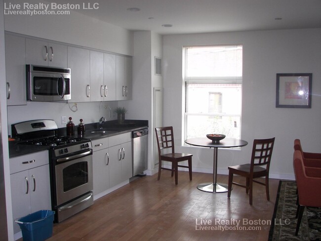 Photo - 601 Albany St Unidad #205 Rental