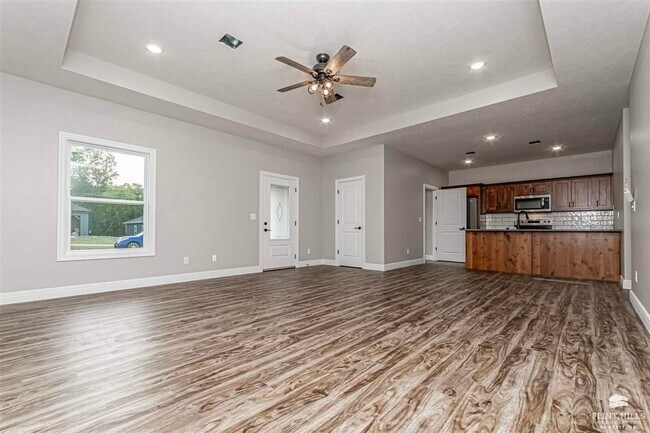 Photo - Please View the 3D Virtual Walk Through Before Scheduling A Showing