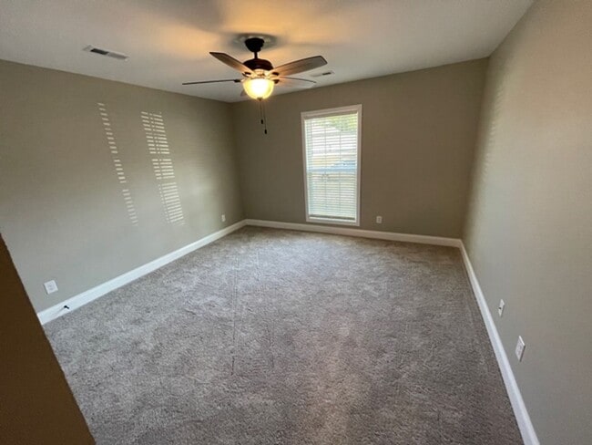 Photo - Maryville 37803 - 3 bedroom, 2 bath rancher - Call Ed Johnson (865) 924-5045