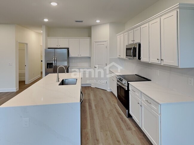 Photo - 5709 Oesterle Rd