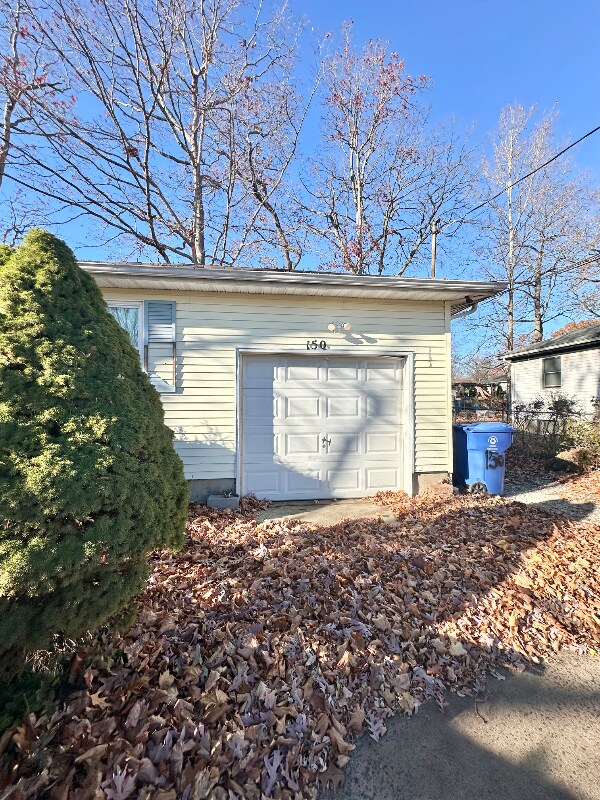 Photo - 150 Orange Ave