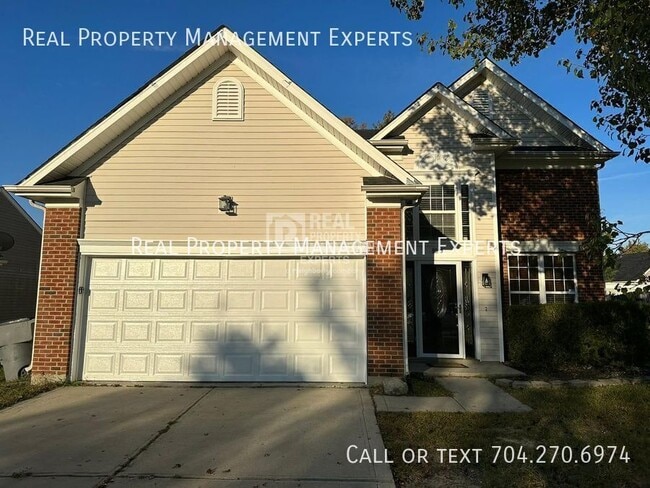 Building Photo - 8815 Firestreak Dr