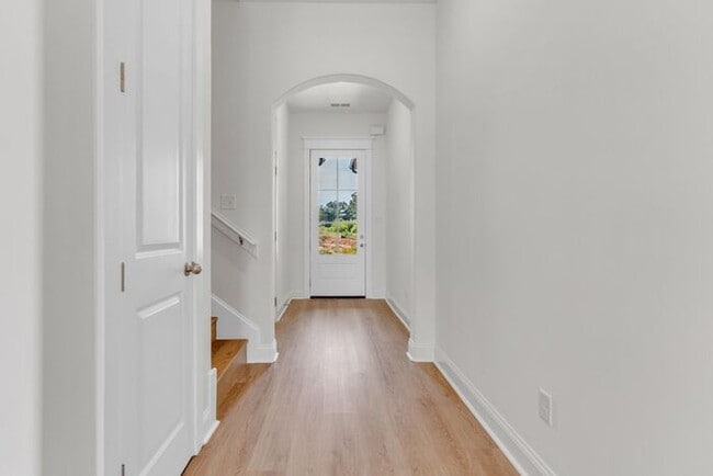 Photo - Move In Special @ Cedar Bluff – 3 and 4BR Townhomes in Olive Branch! 3 Bed | 2.5 Bath | 1997 sq f...