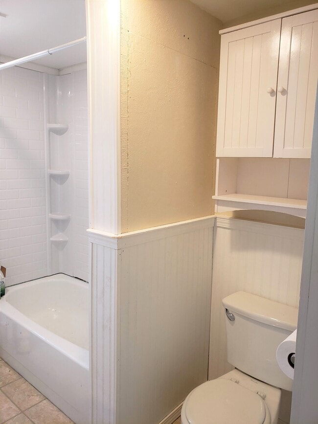 Photo - 4 High St Unit 1