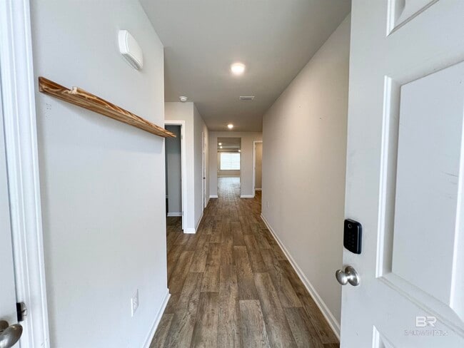 Photo - 8390 Harmon St