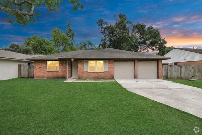 Building Photo - 9615 Meadowvale Dr Rental