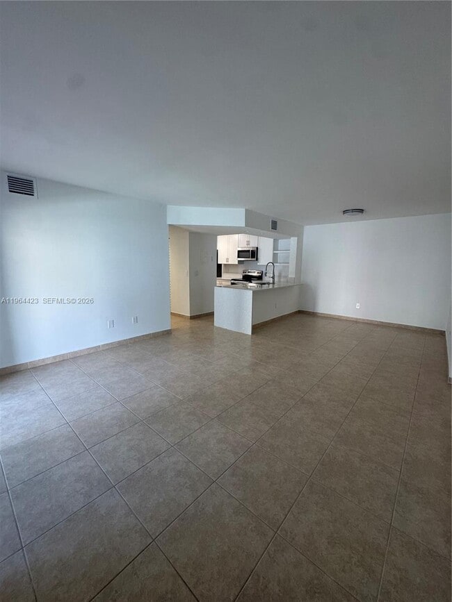 Photo - 18870 NW 57th Ave Unit 204