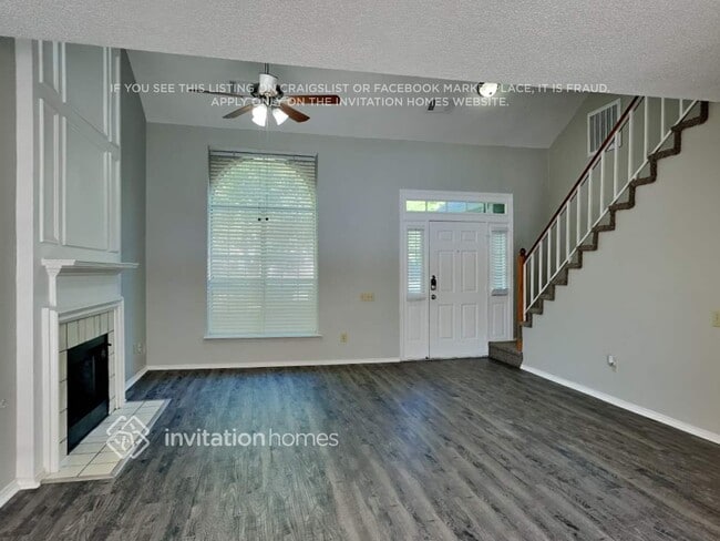 Photo - 4442 Wheeler St