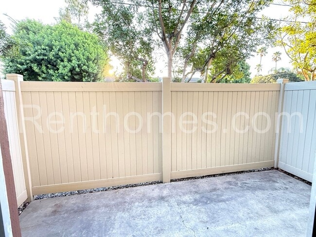 Photo - 2764 Meadow Lark Dr