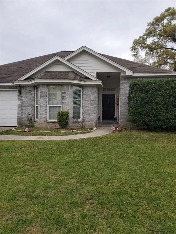 Photo - 254 Maple Ln