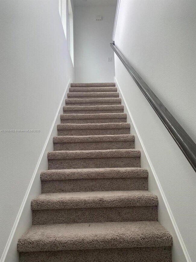 Photo - 2952 Embark Trl Unidad D134