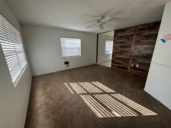 Photo - 4908 21st St W