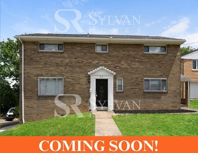 Building Photo - Gorgeous 5 BR in Pittsburgh!