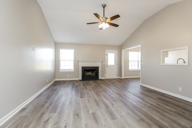 Photo - 3102 Donard Ct