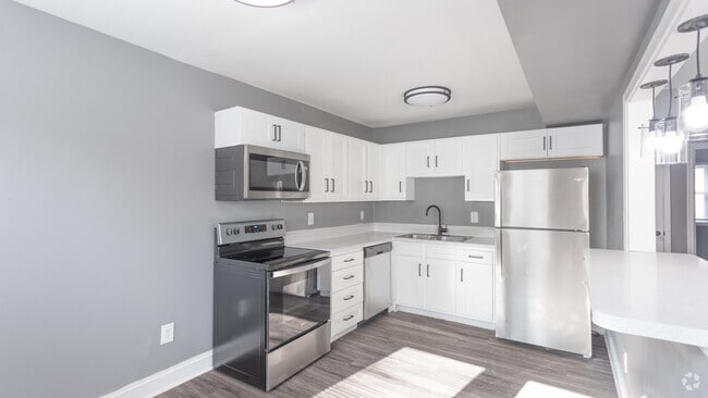 Interior Photo - District At Williamsburg Rental