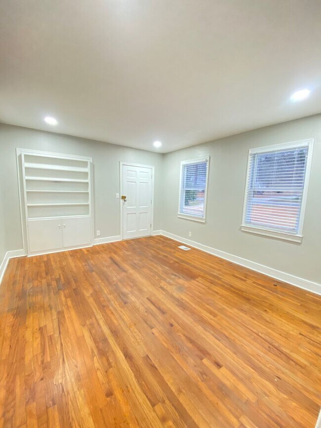 Photo - Lakeview Unit 1102