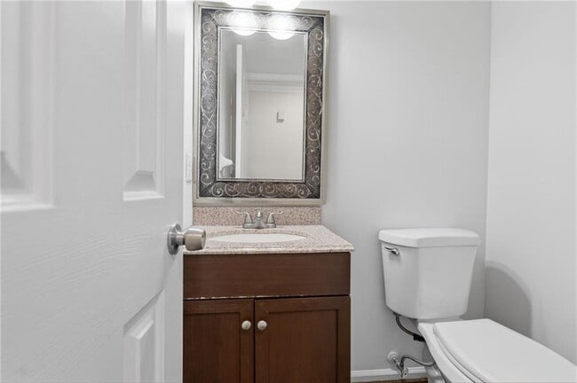 Photo - 620 Brook Landing Ct