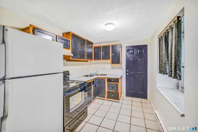 Photo - 364 Colonial Ave Unidad 7B