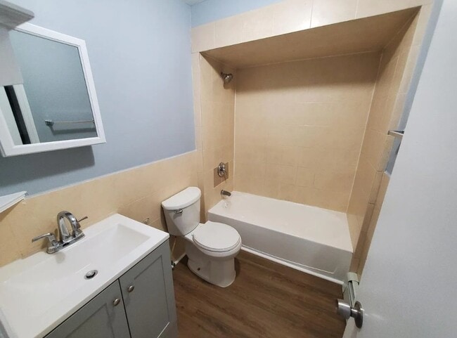 16 Amity St Unit 2