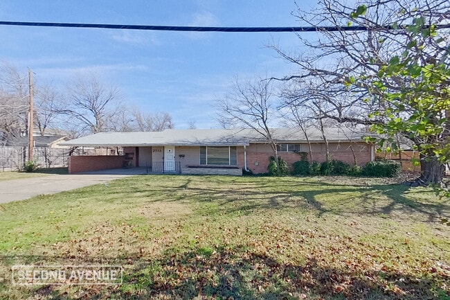 Building Photo - 2713 S Carrier Pkwy