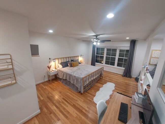 Photo - 1850 Portsmouth St Unit 1