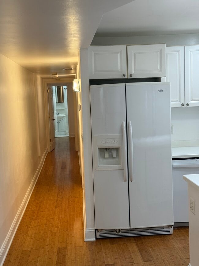 2302 1st St NW Unit basement