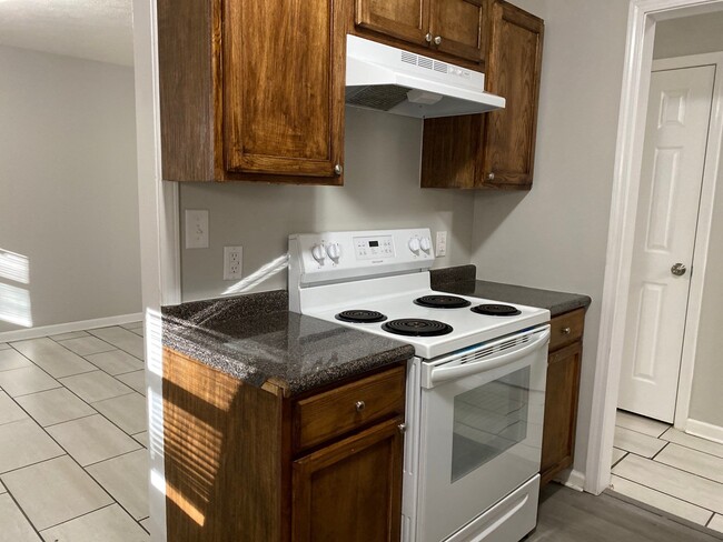 Photo - 77 Briarcliff Dr