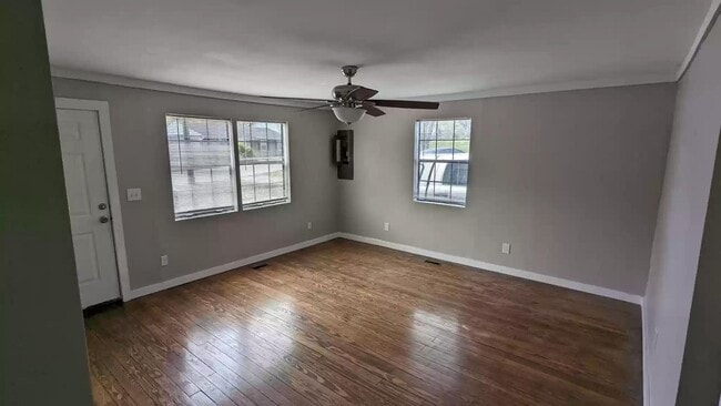 Photo - 2/ 1 Home for Rent!