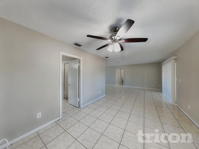 Photo - 12624 Eddington Rd