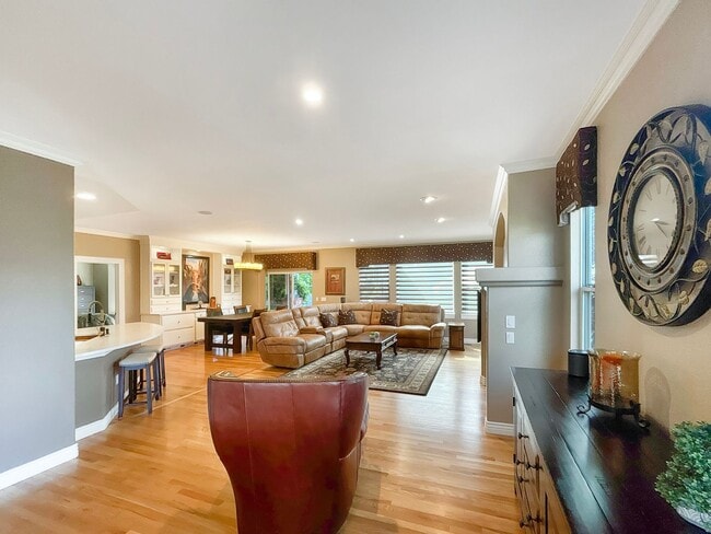 8163 S Quemoy Cir