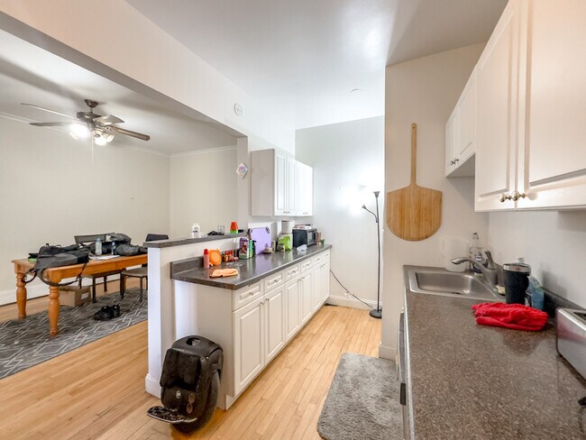 Photo - 935 Judson Ave Unidad J06P