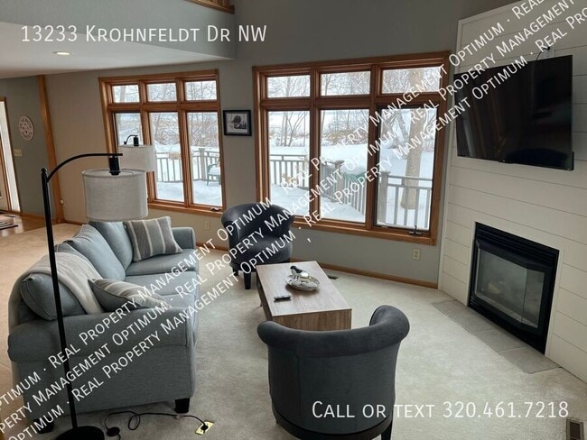 13233 Krohnfeldt Dr NW
