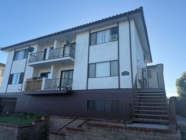 Photo - 727 S Alma St Unit 6