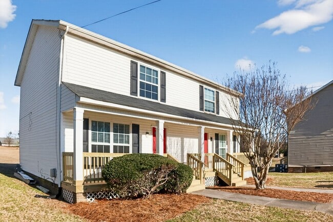Photo - Spacious Two Bedroom Townhome In Kannapolis
