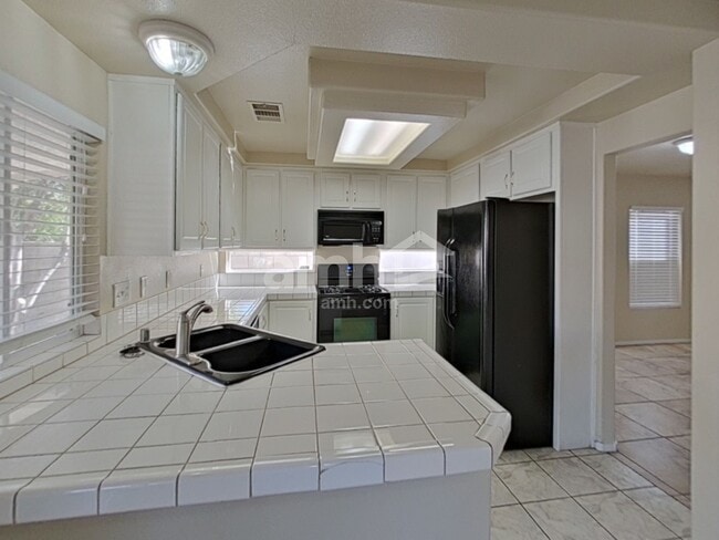 Photo - 1752 Quartz Landing Ave