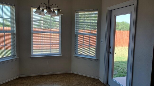 Photo - 3621 Scarlet Ln