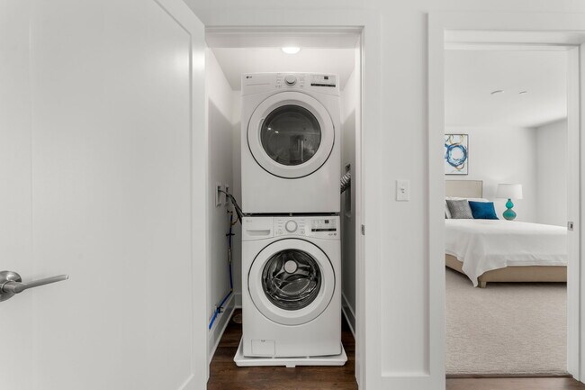 Photo - Middleborough Station