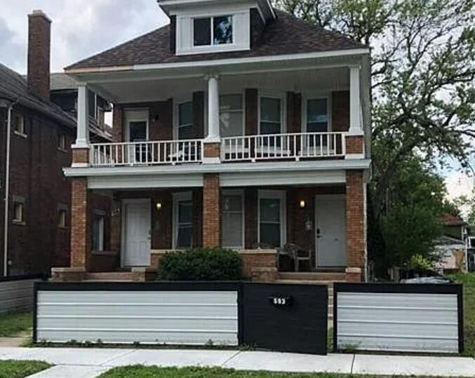 Photo - 593 Hague St