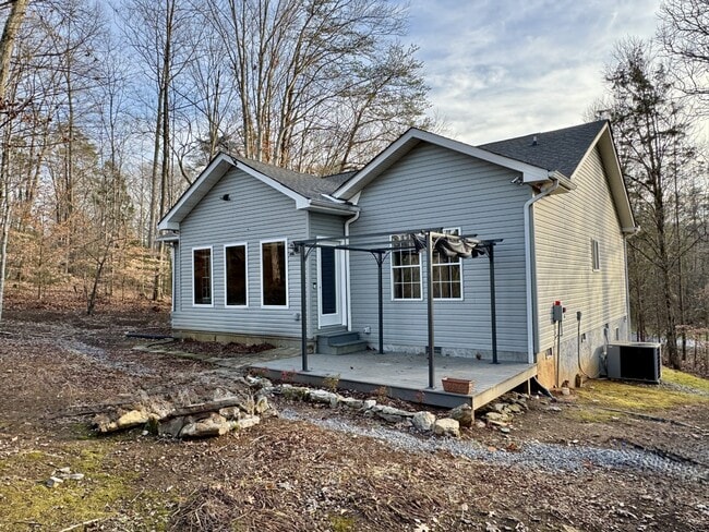 Photo - 293 Elohi Way