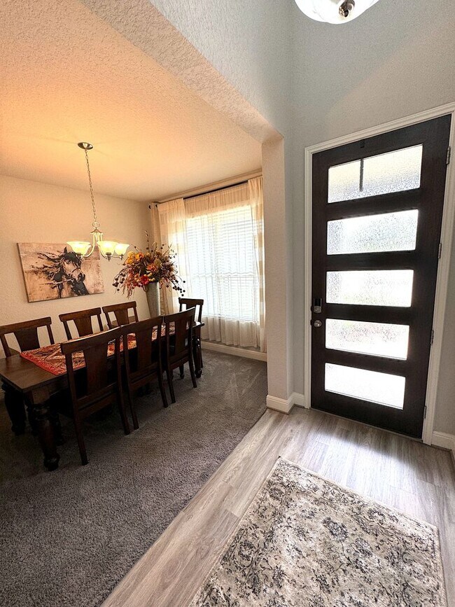 Photo - Modern 3-Bedroom Home Near Alamo Ranch wit...