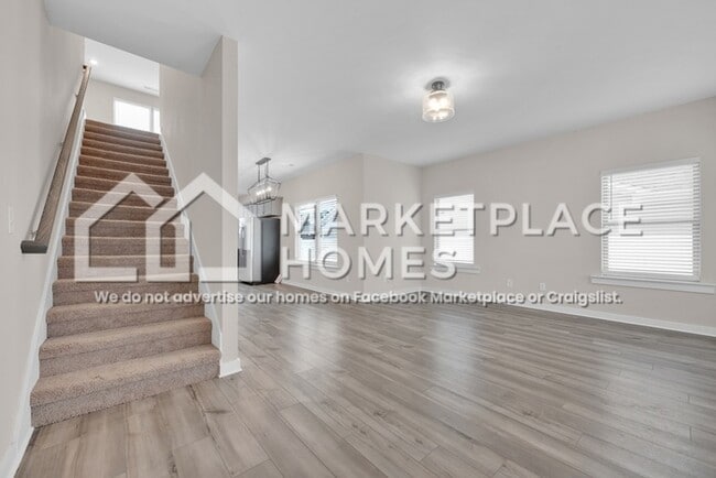 Photo - 170 Kings Wy