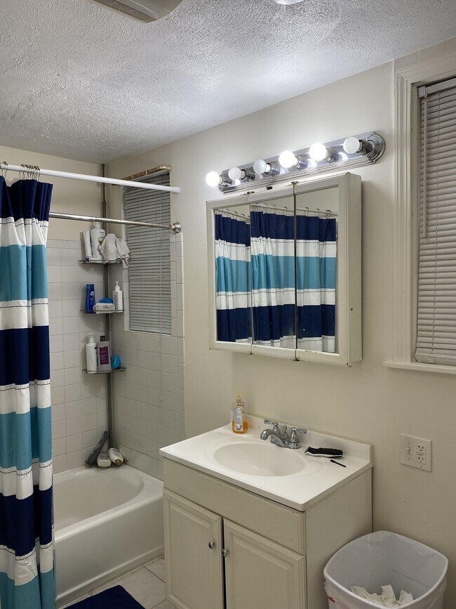 Photo - 91 Calumet St Unidad 2