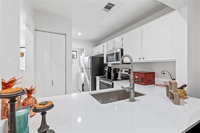 Photo - 4122 Wycliff Ave