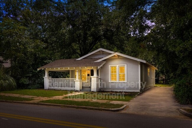 Photo - 306 83rd St S