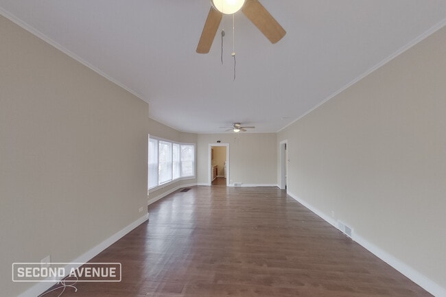 Photo - 601 E 4th St