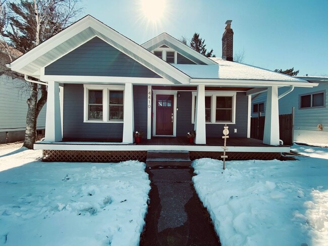 Building Photo - 4410 Cooke St