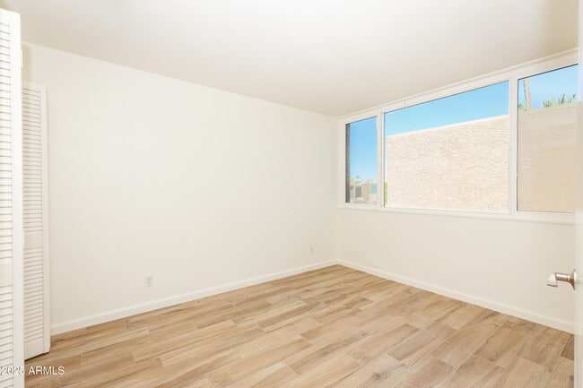 Photo - 7401 N Scottsdale Rd